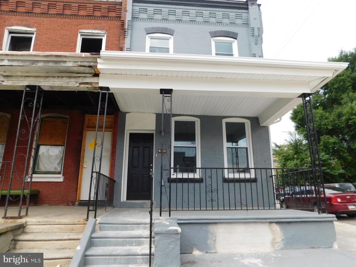 640 N BROOKLYN ST Property Photo 1