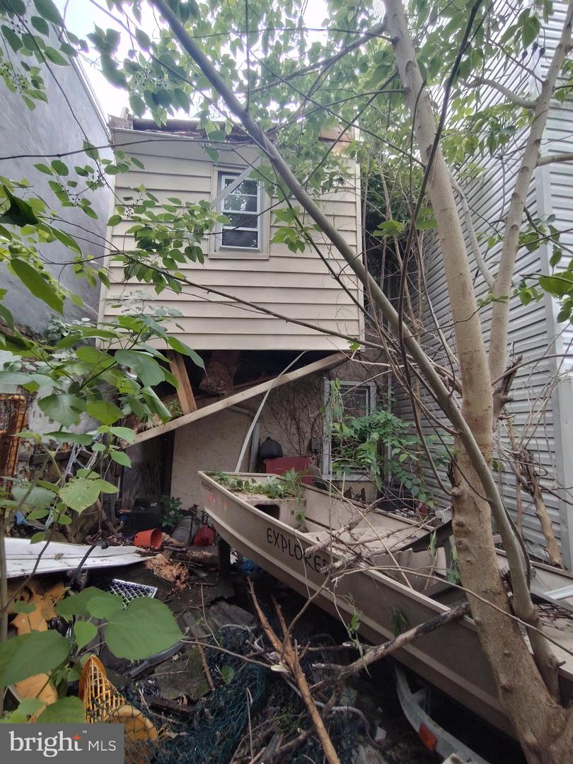 1237 S Bucknell St Property Photo 7