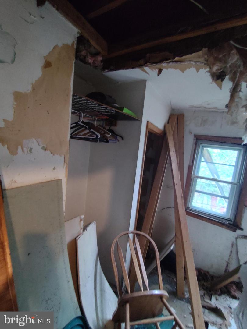 1237 S Bucknell St Property Photo 49