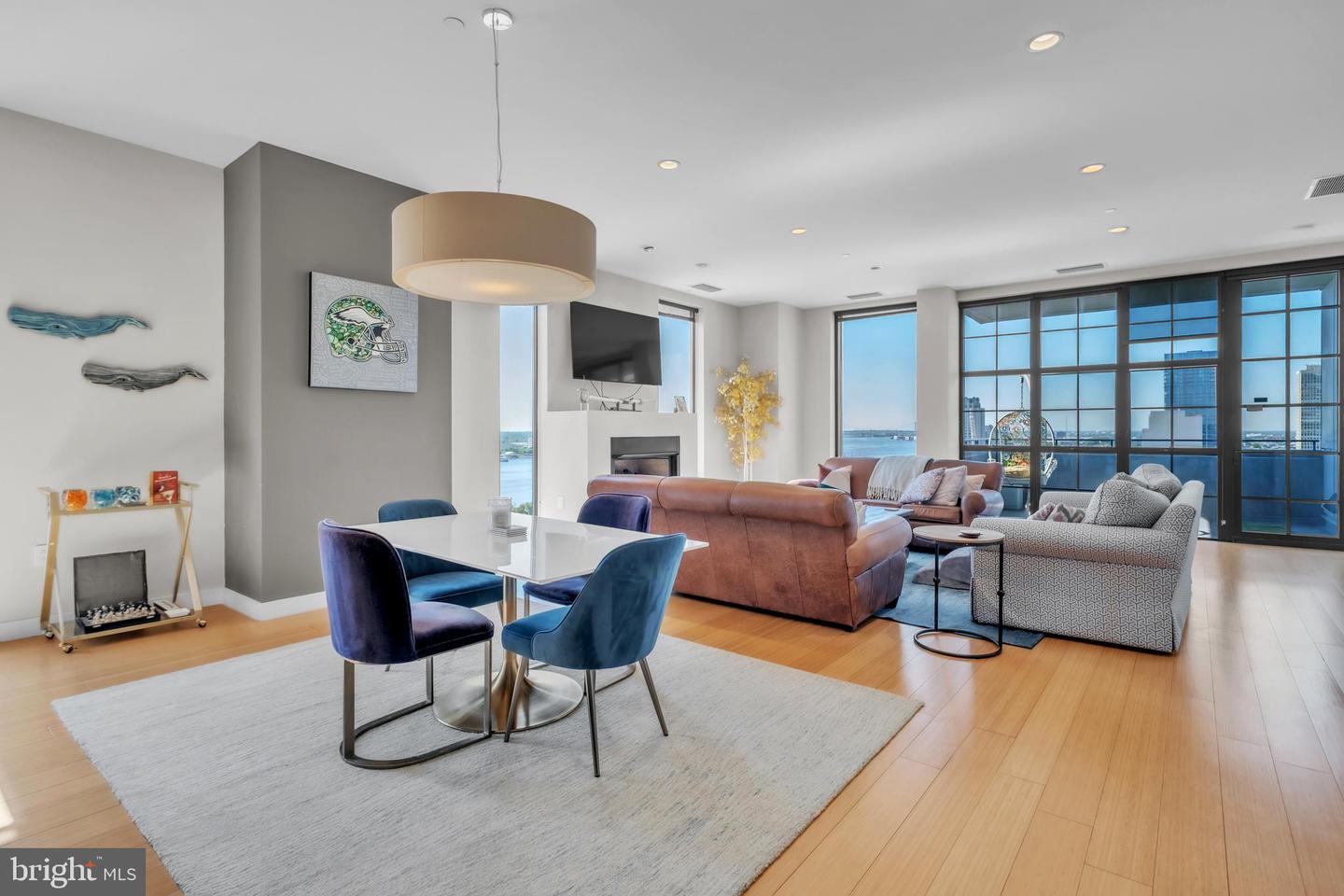 108 Arch St #ph1 Property Photo 2