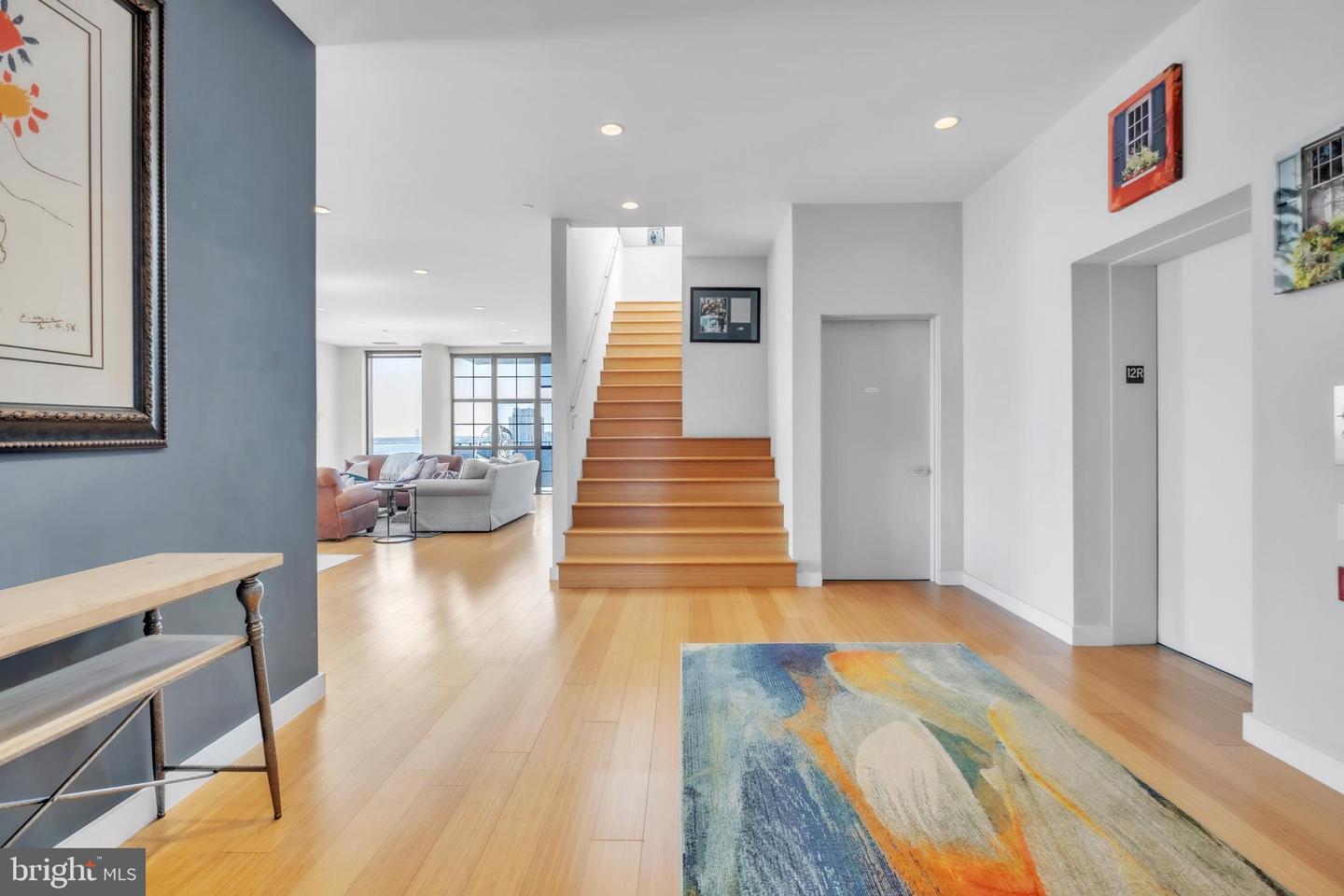 108 Arch St #ph1 Property Photo 16