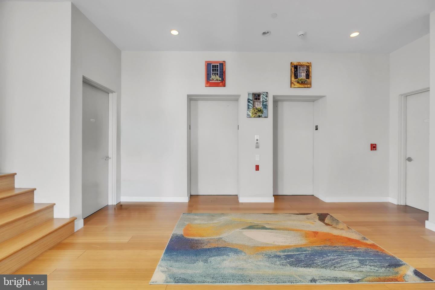 108 Arch St #ph1 Property Photo 17