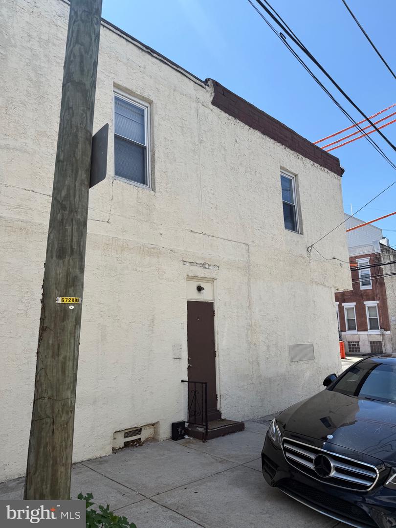 3513 Wharton St Property Photo 4