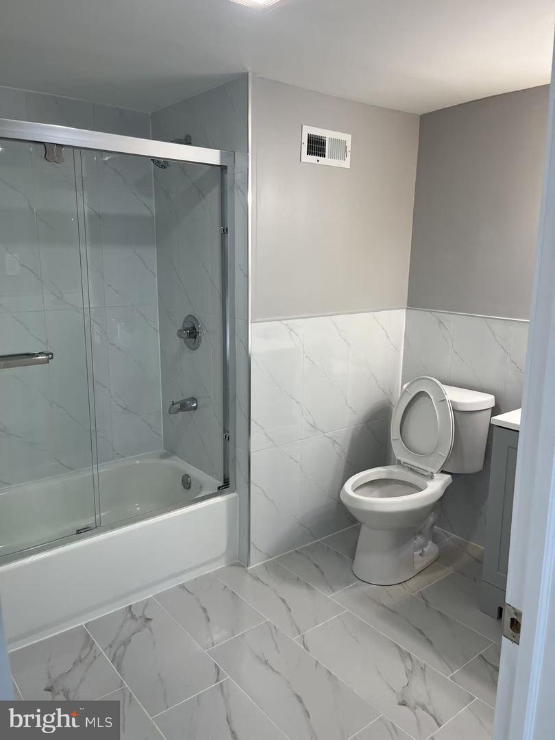 2118 N Percy St Property Photo 13