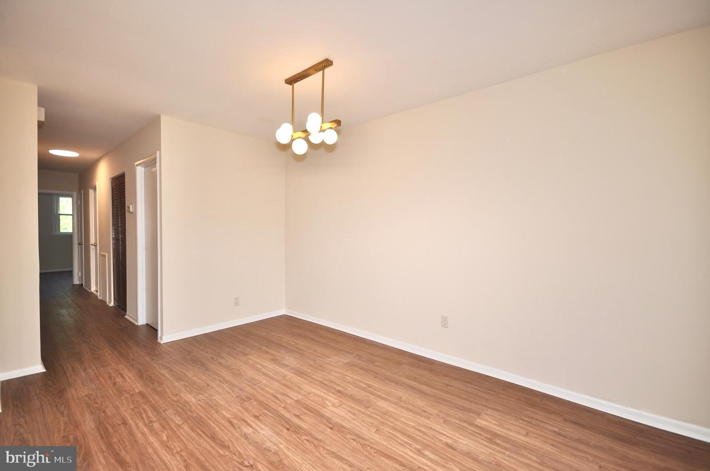15155 Milford St Property Photo 5
