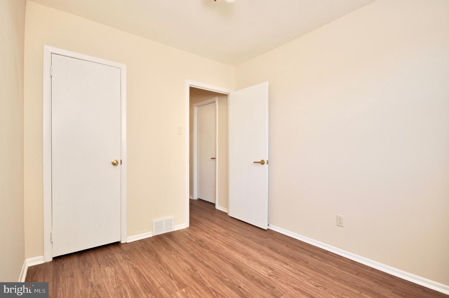 15155 Milford St Property Photo 20