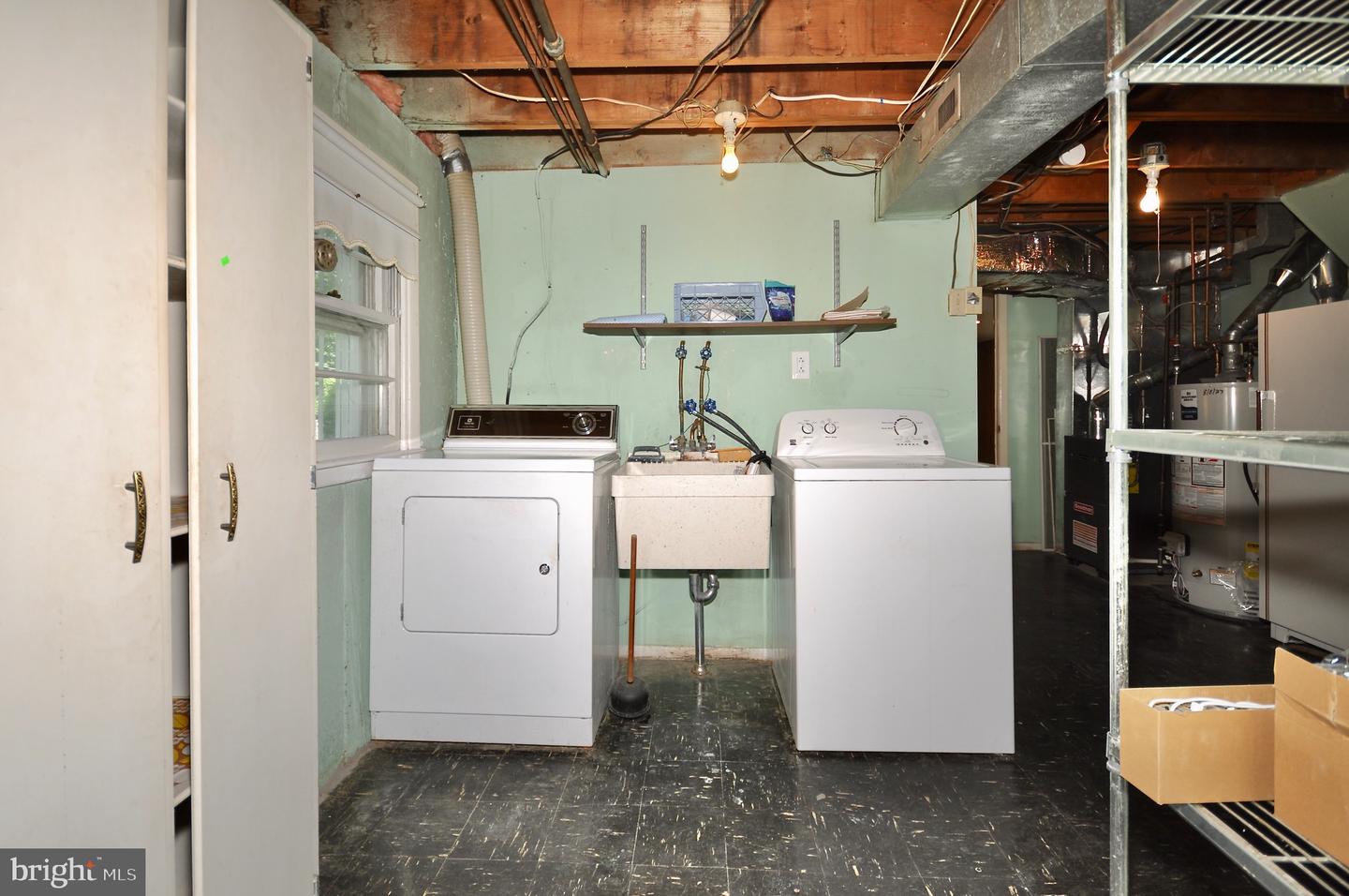 15155 Milford St Property Photo 23