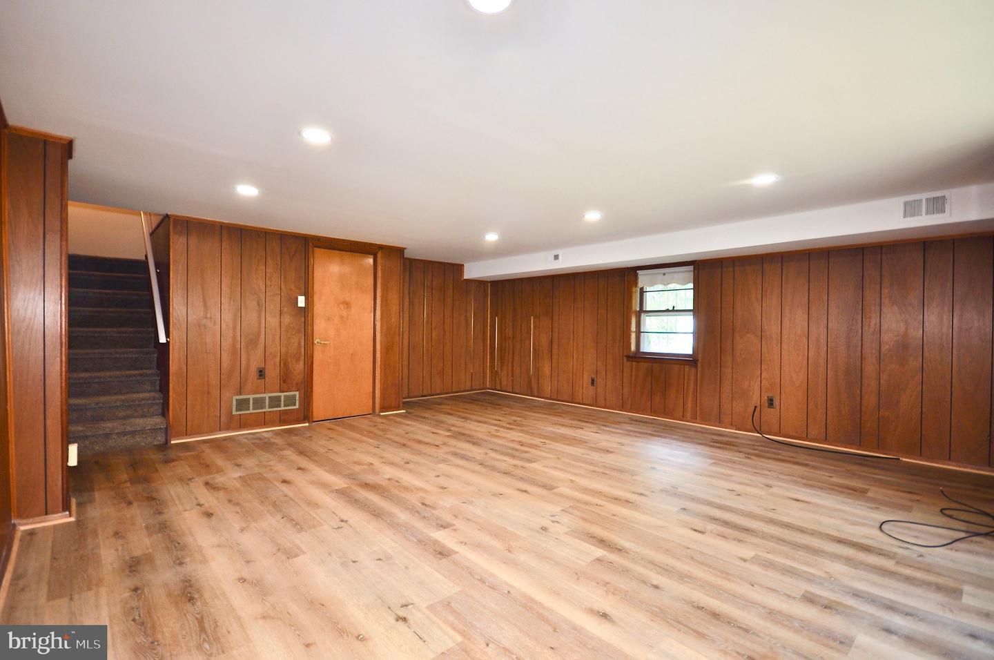 15155 Milford St Property Photo 26