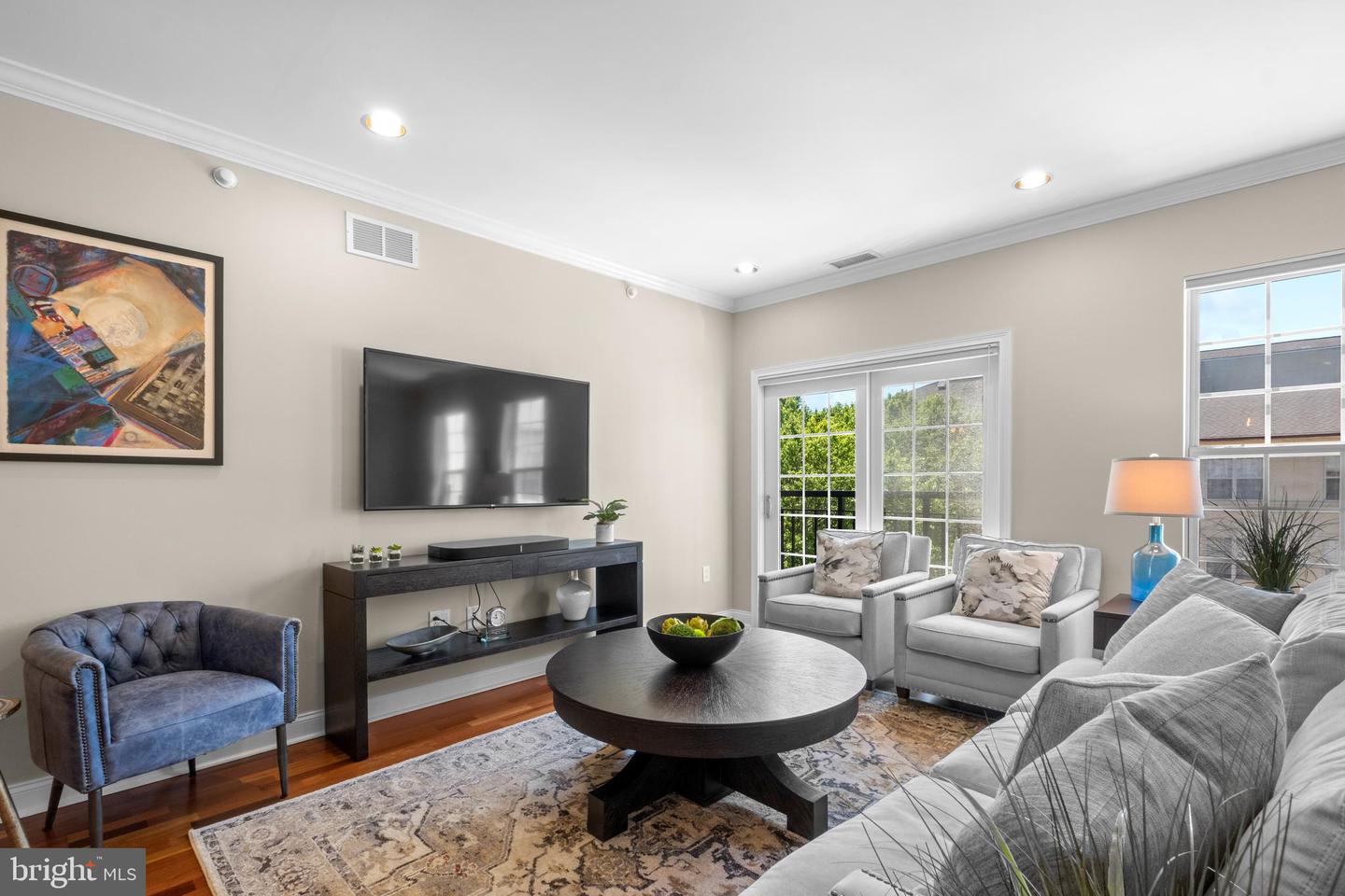 500 Admirals Way #402 Property Photo 8