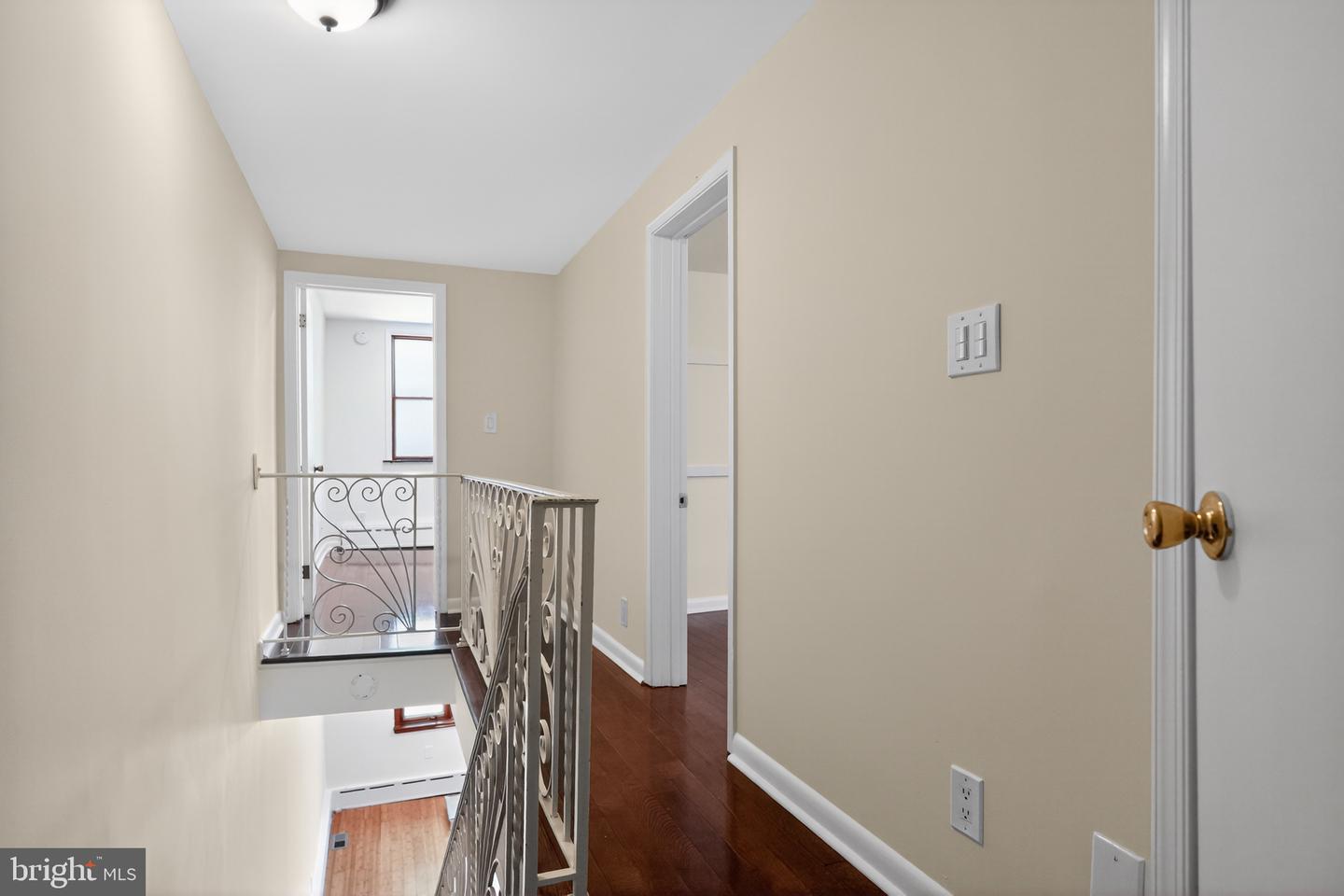 933 Fernon St Property Photo 12