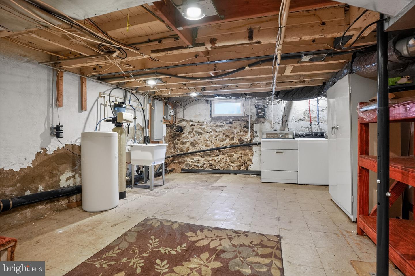 933 Fernon St Property Photo 22