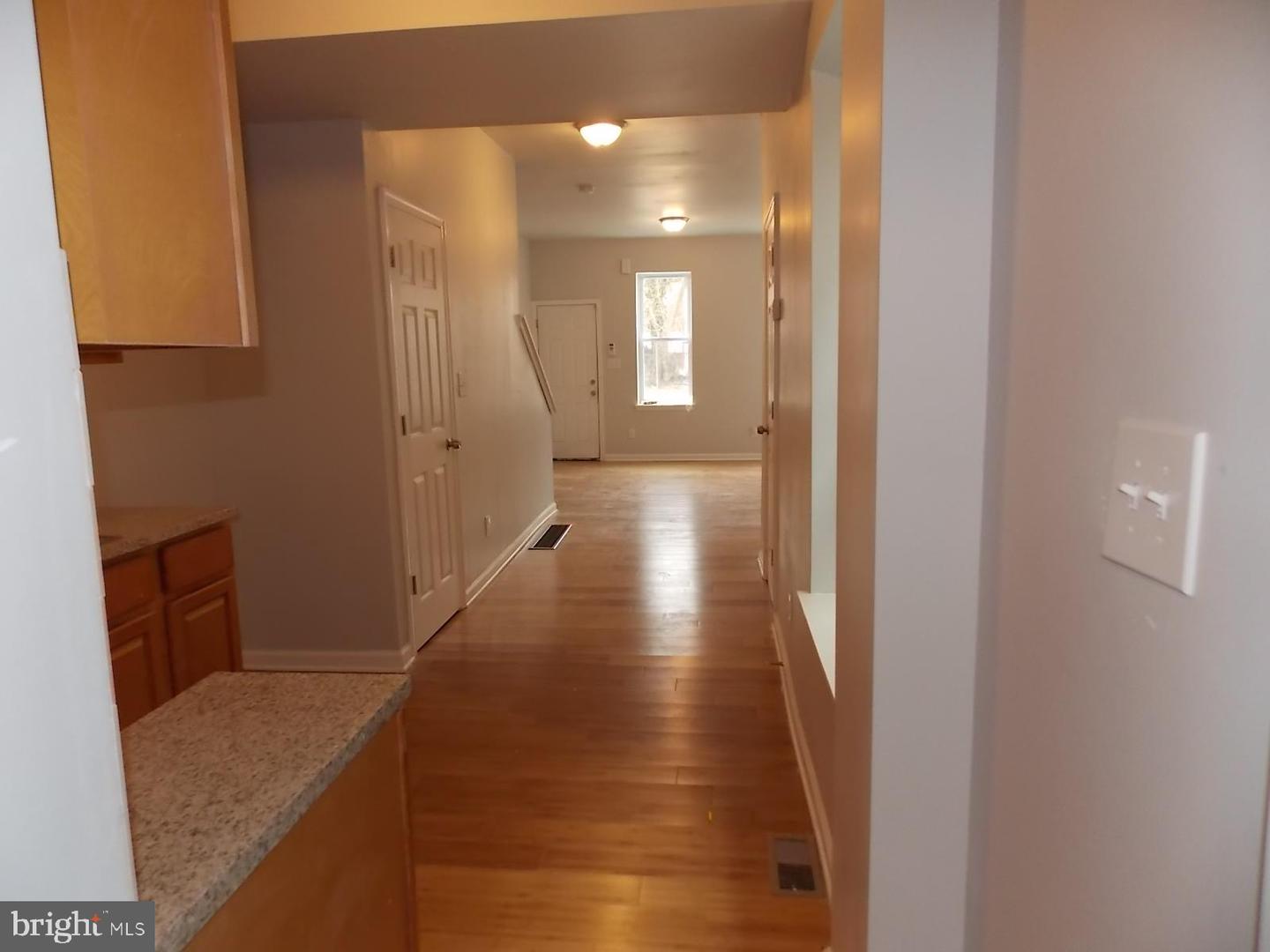 1823 N Judson St Property Photo 6