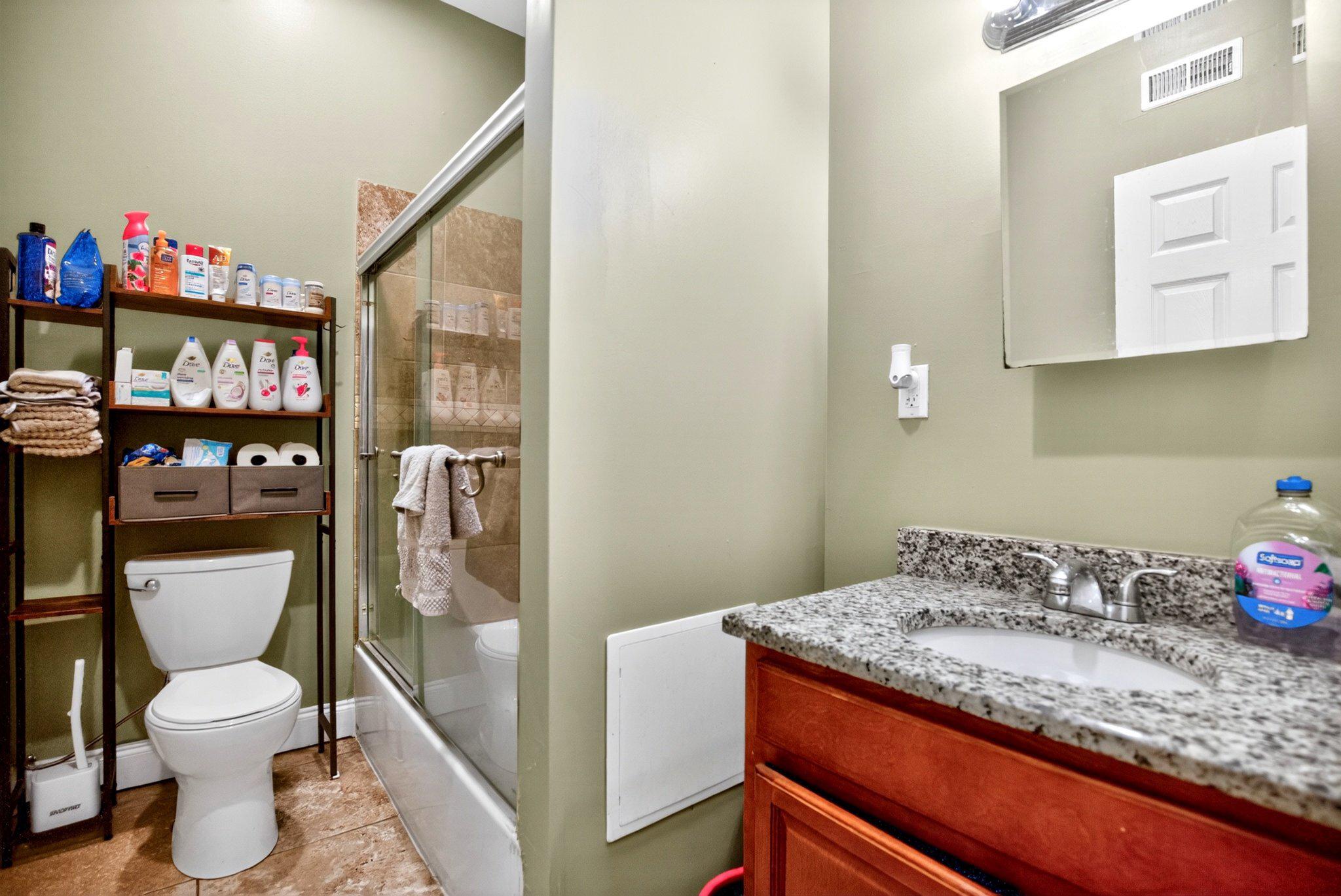 4425 N Uber St Property Photo 5
