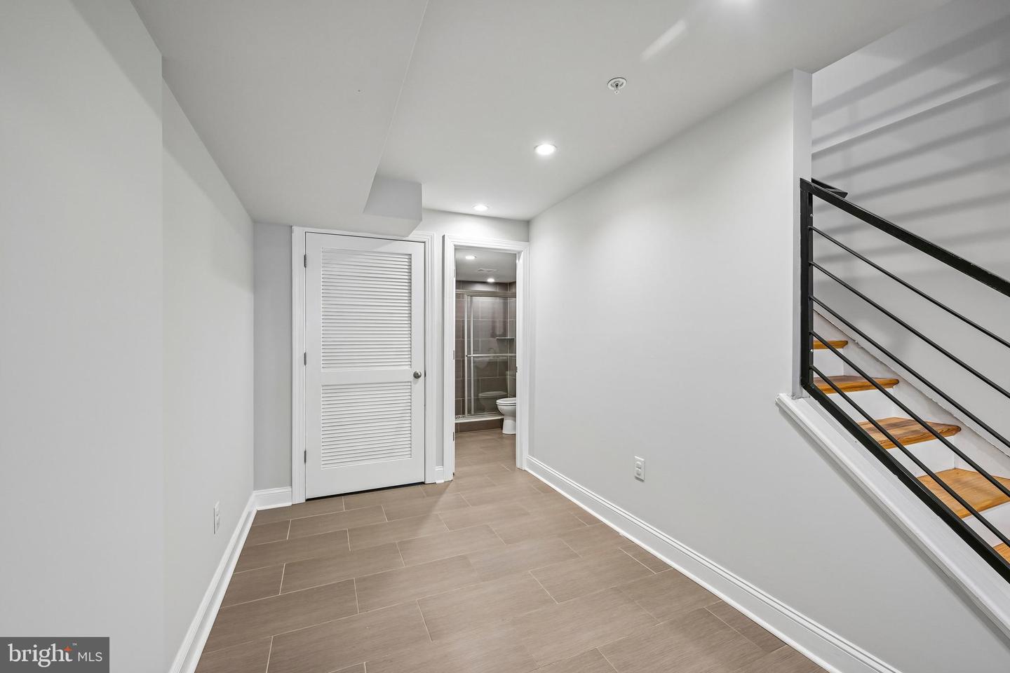 1819 Mountain St Property Photo 12