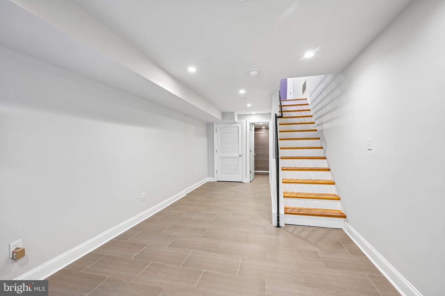 1819 Mountain St Property Photo 25