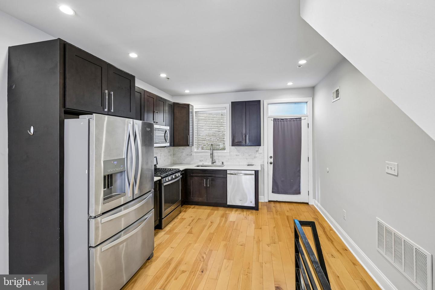 1819 Mountain St Property Photo 32