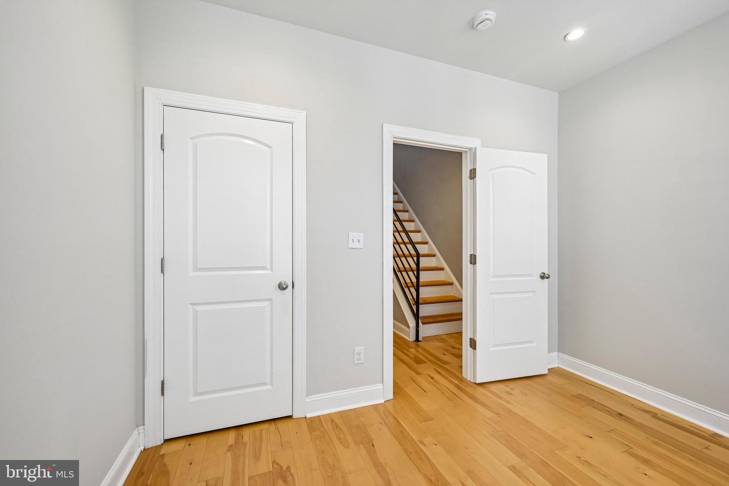 1819 Mountain St Property Photo 33