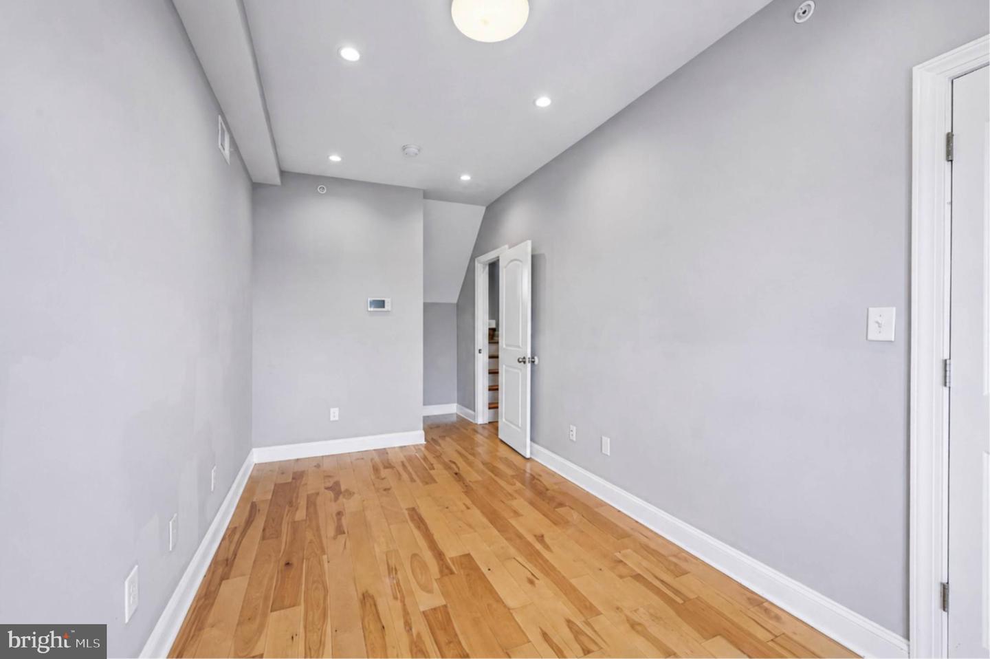 1819 Mountain St Property Photo 36