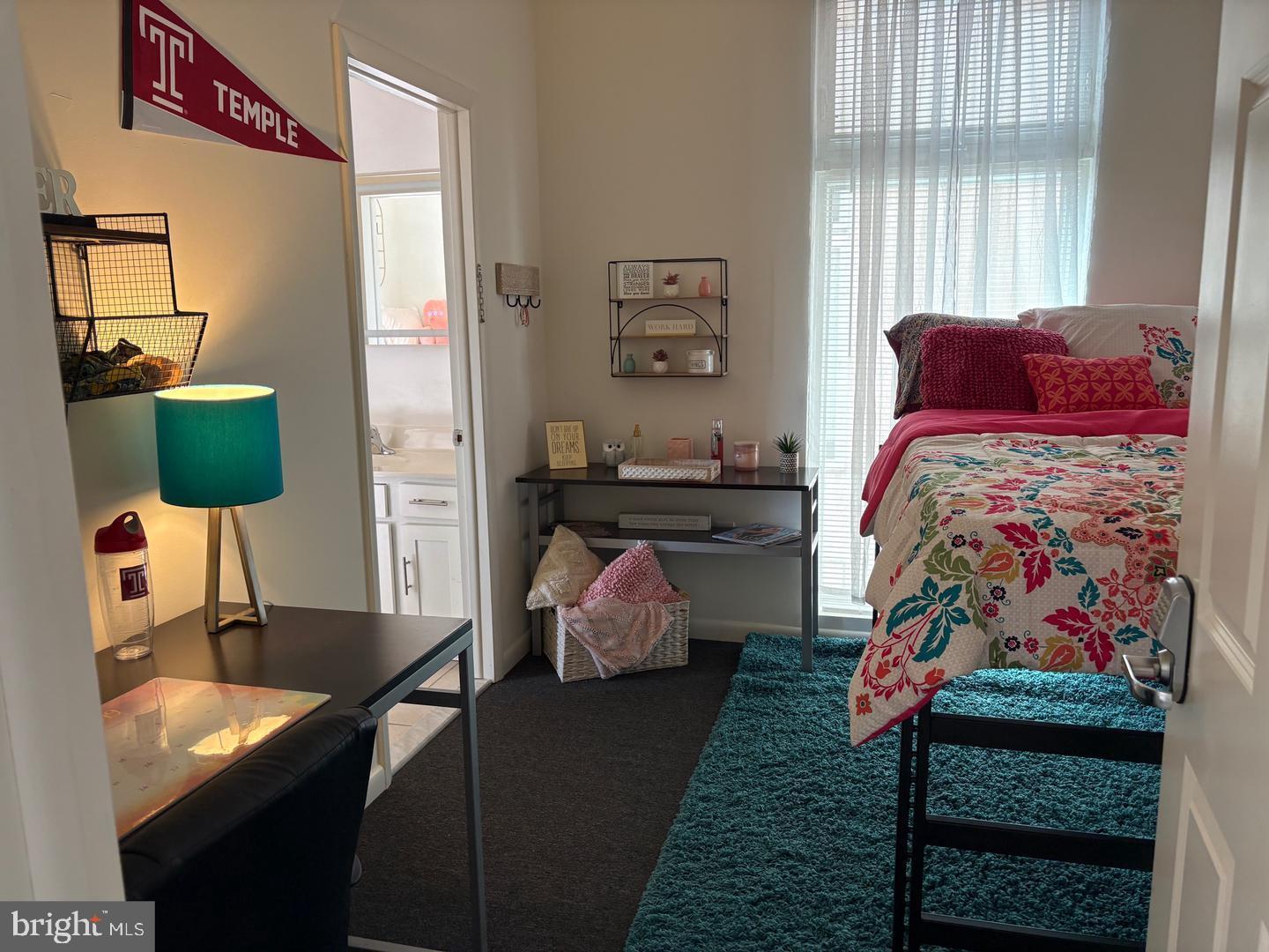 1000 Diamond St #room A Property Photo 6