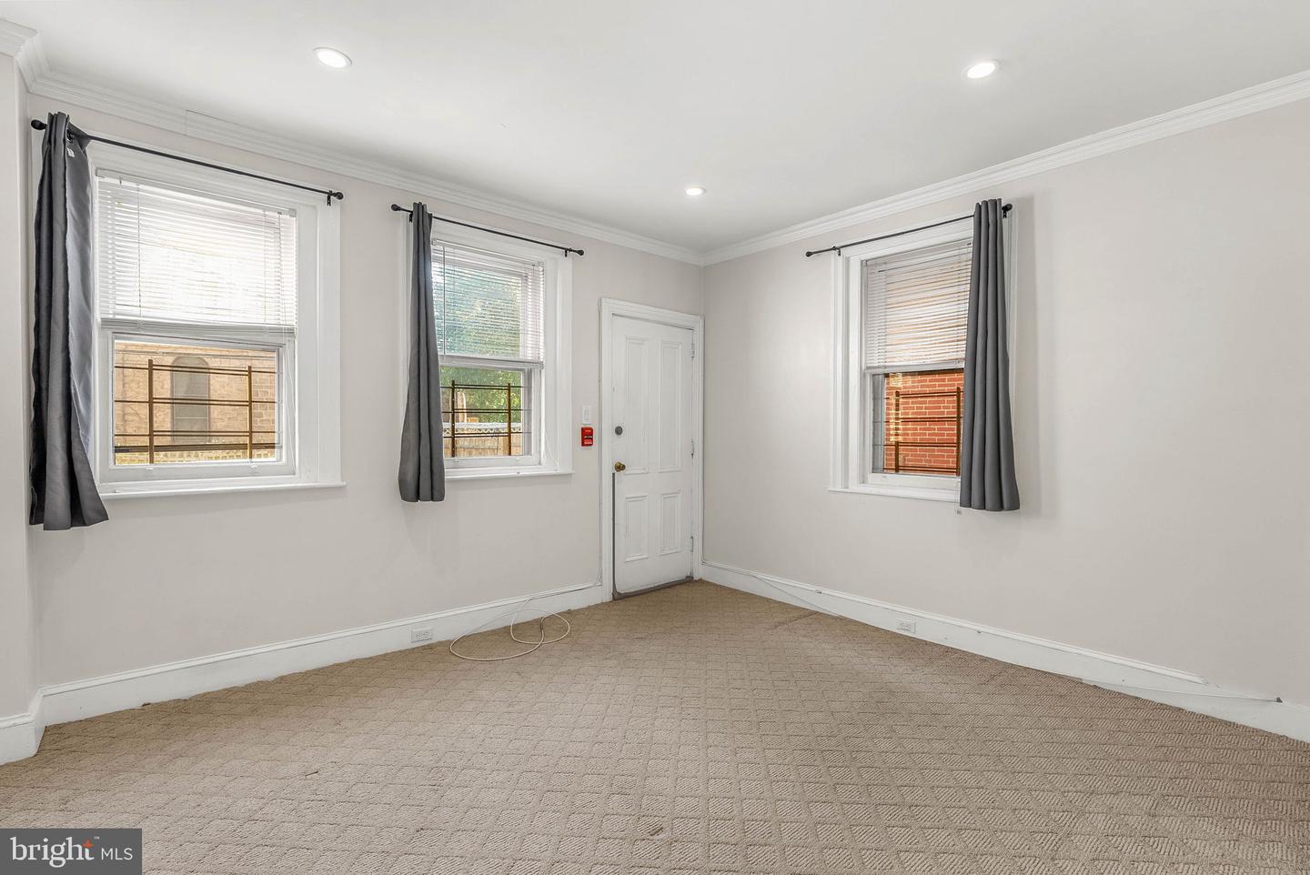 1910 Fairmount Ave #b (1r) Property Photo 12