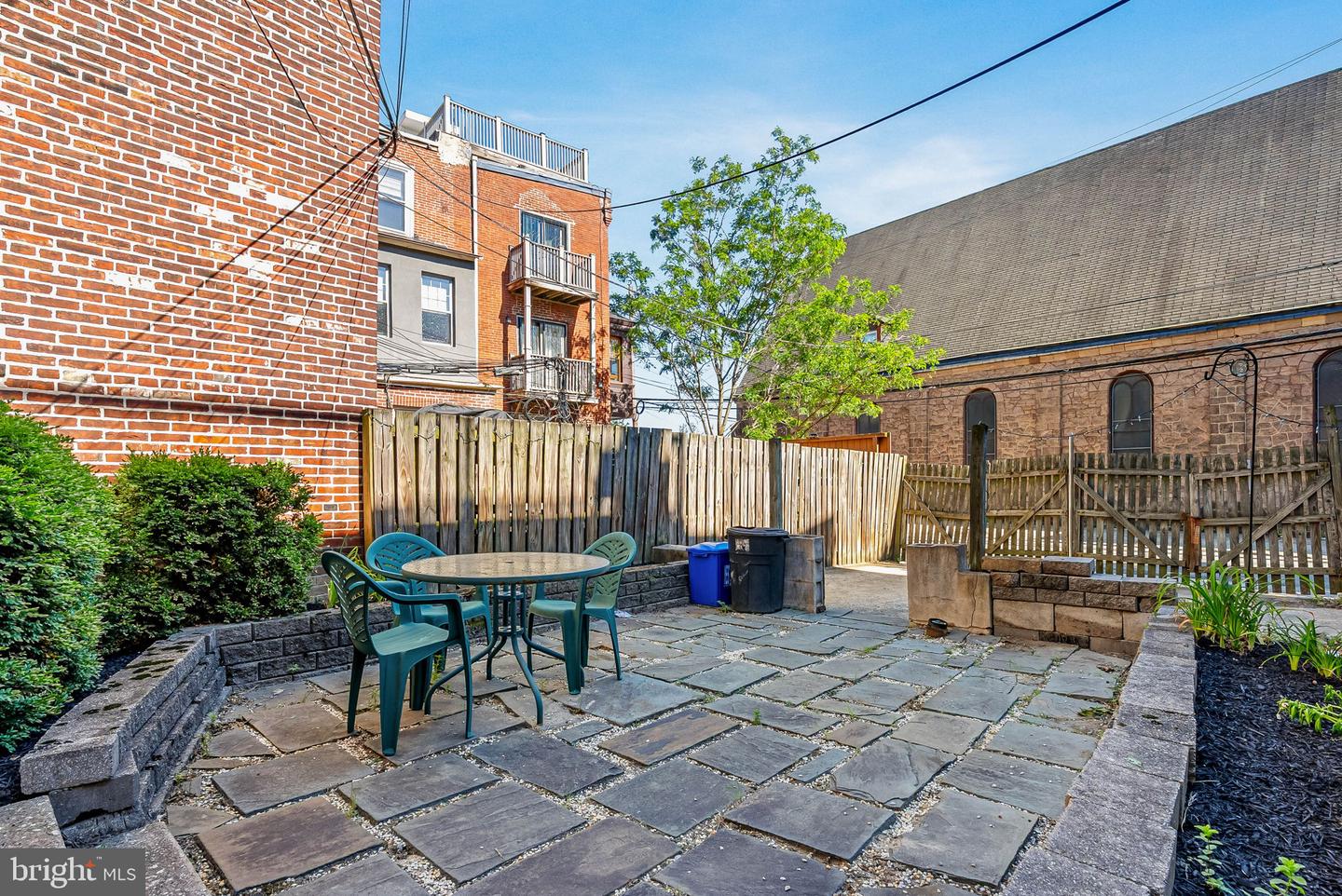 1910 Fairmount Ave #b (1r) Property Photo 15