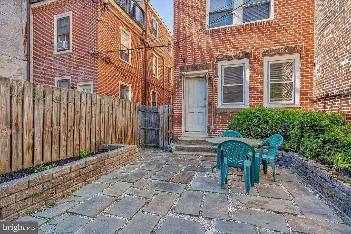 1910 Fairmount Ave #b (1r) Property Photo 16