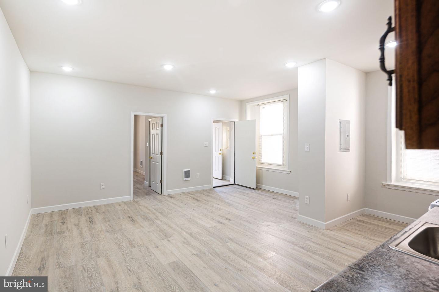 702 E Chelten Ave #1 Property Photo 7