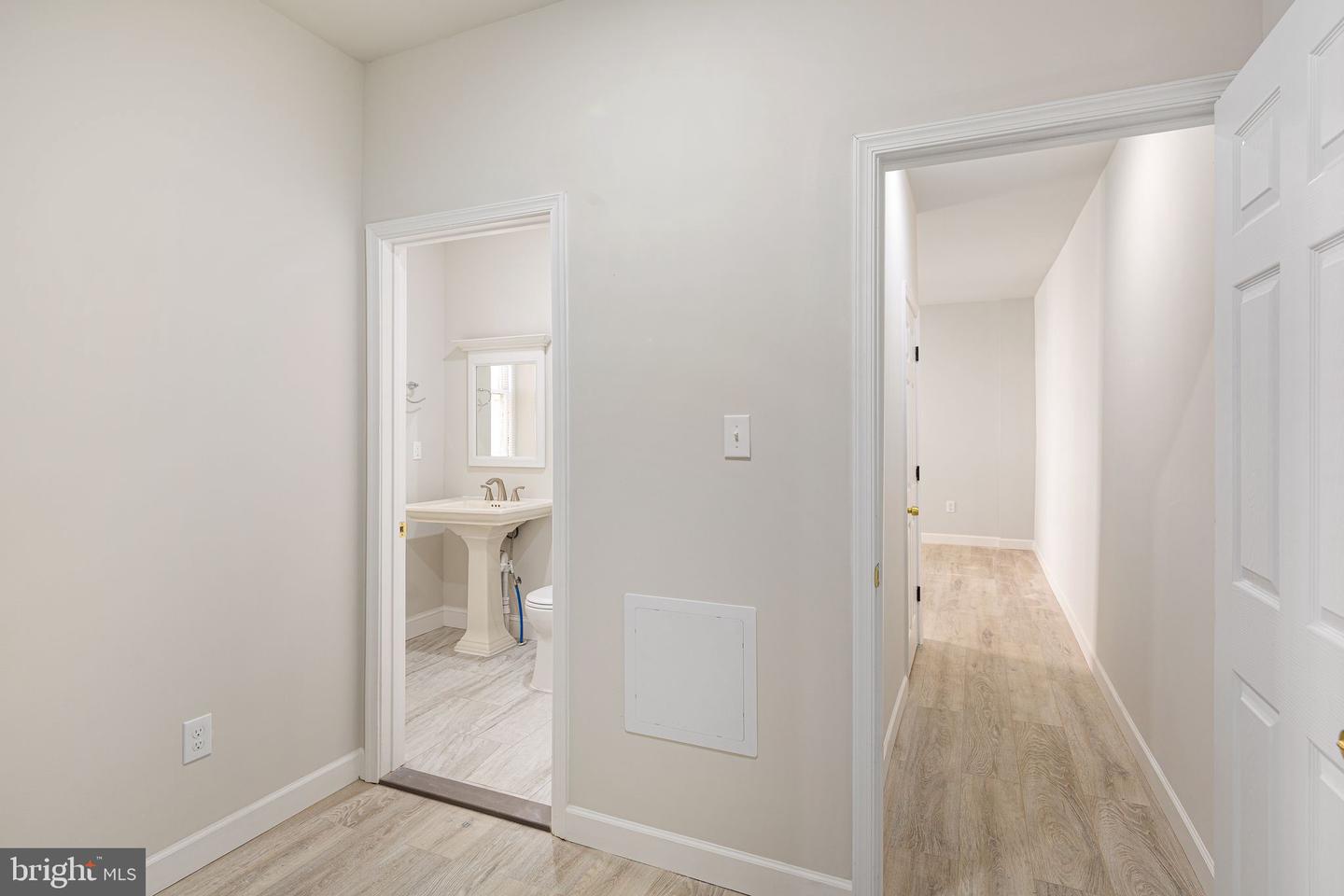 702 E Chelten Ave #1 Property Photo 8