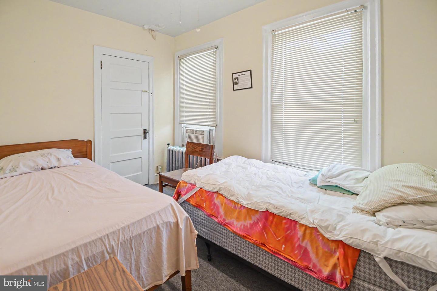 45-51 W Logan St Property Photo 48