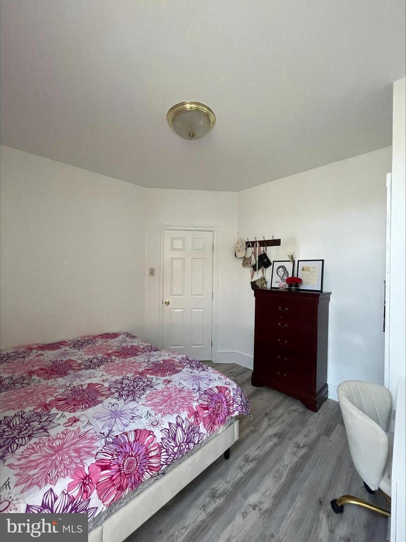 205 W Ashdale St Property Photo 10