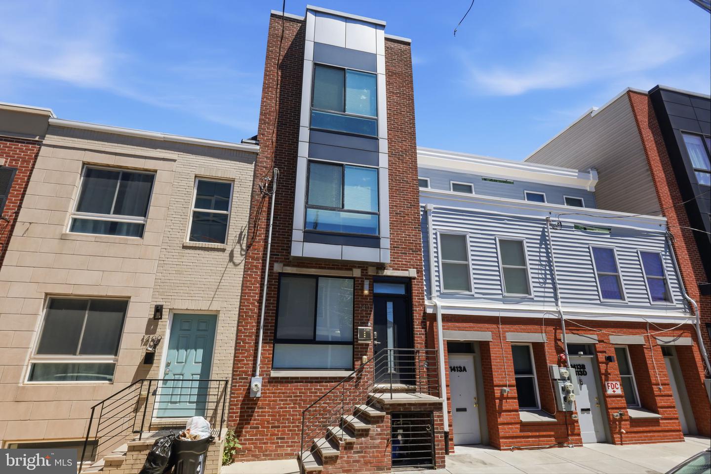 1411 S TAYLOR ST