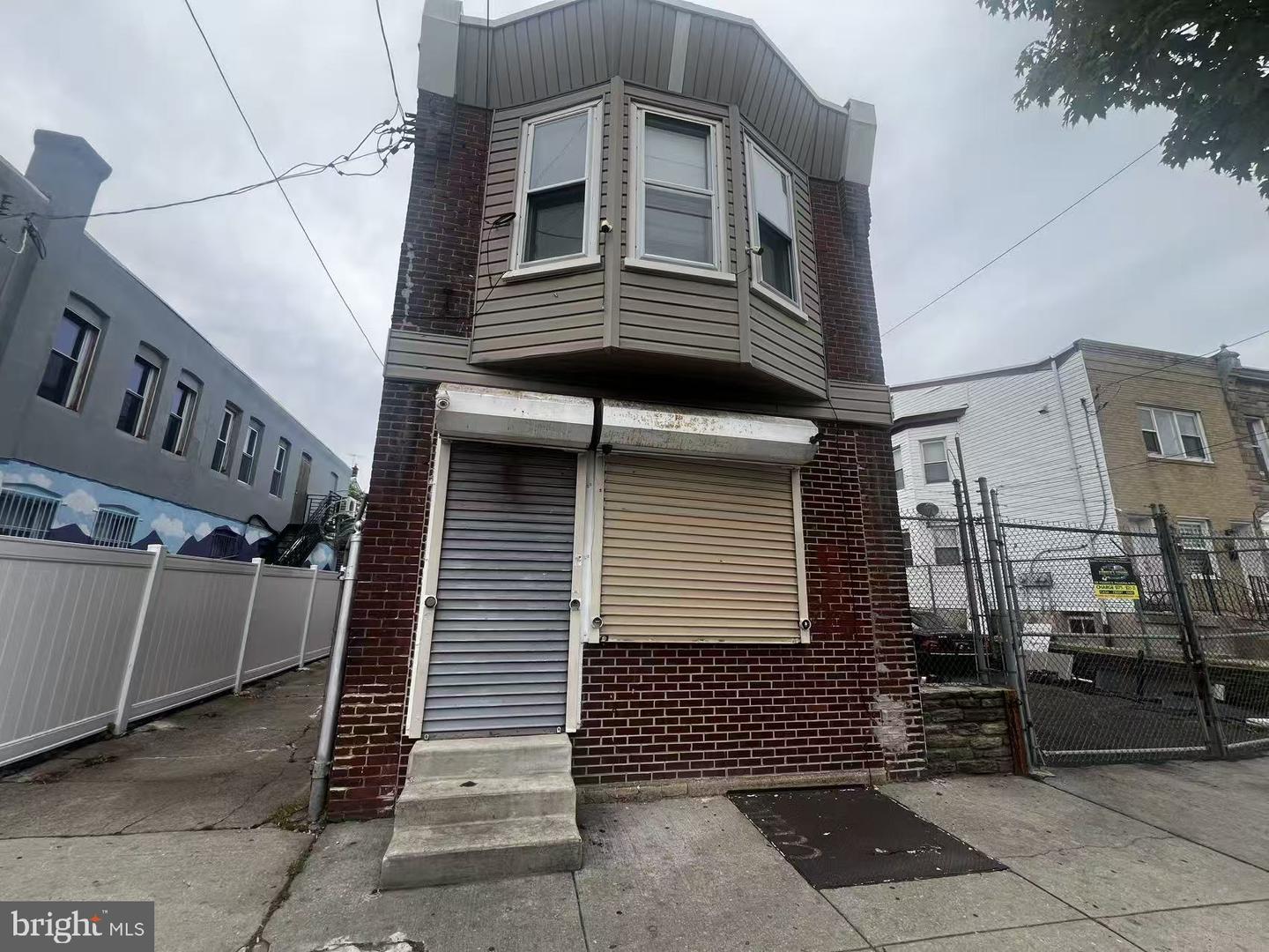 6118 TORRESDALE AVE