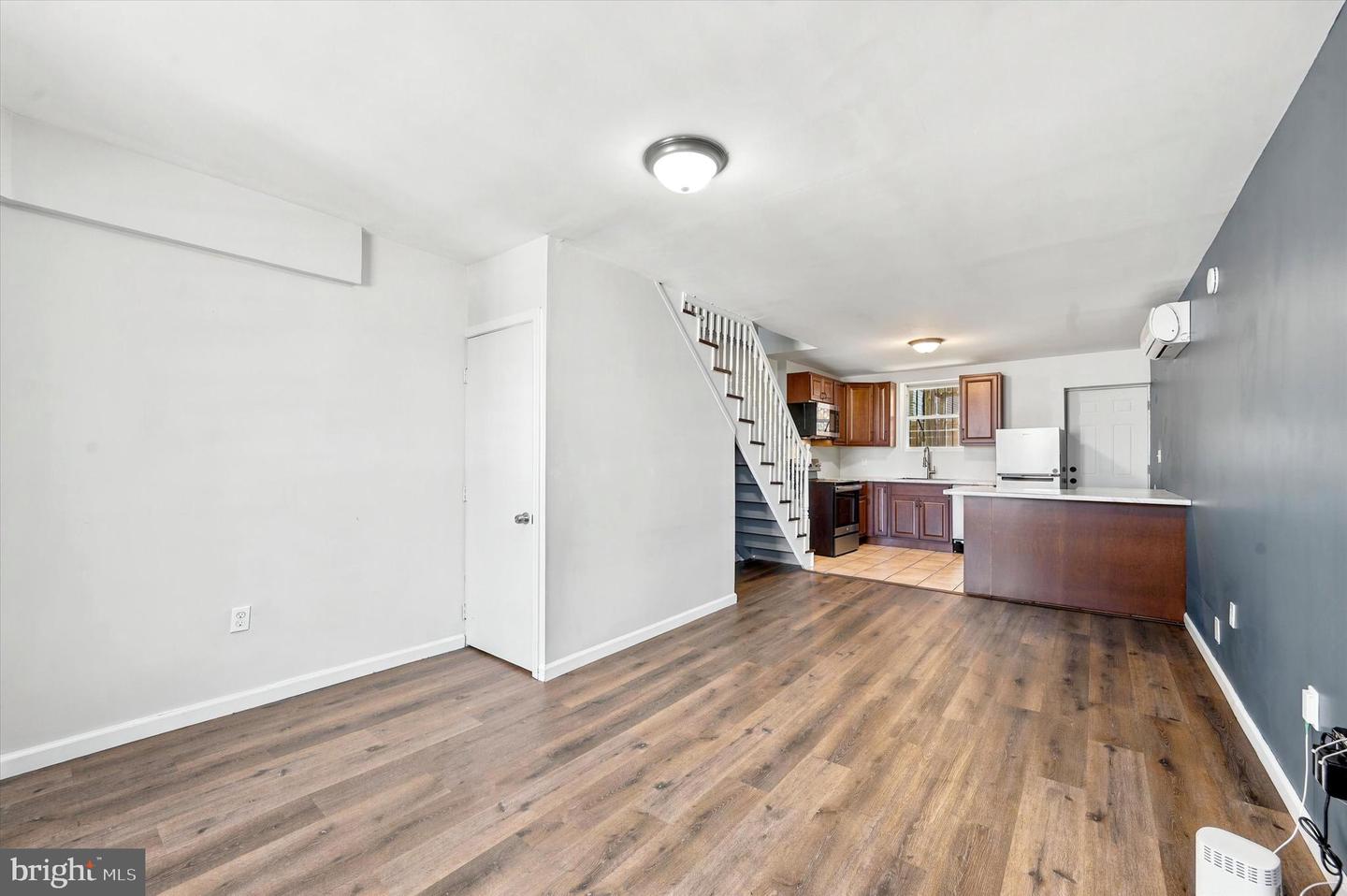 1613 N Philip St Property Photo 4