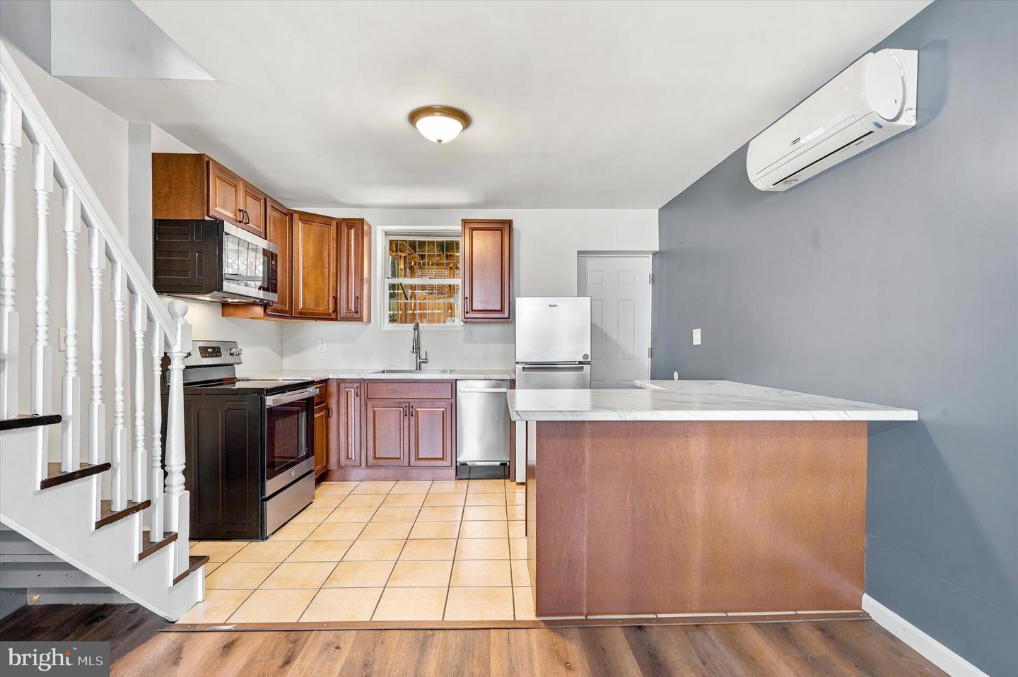 1613 N Philip St Property Photo 7
