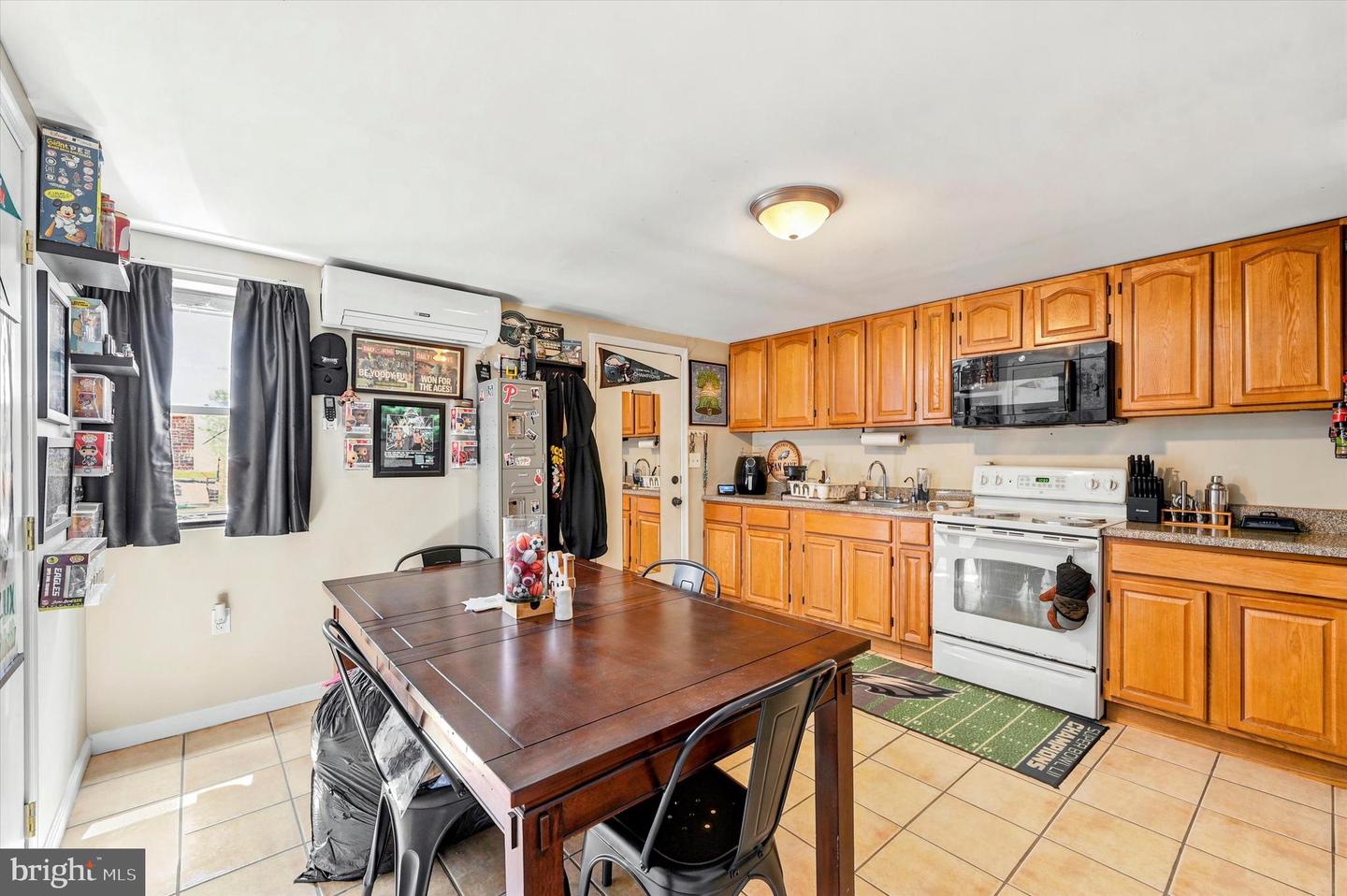 1613 N Philip St Property Photo 16