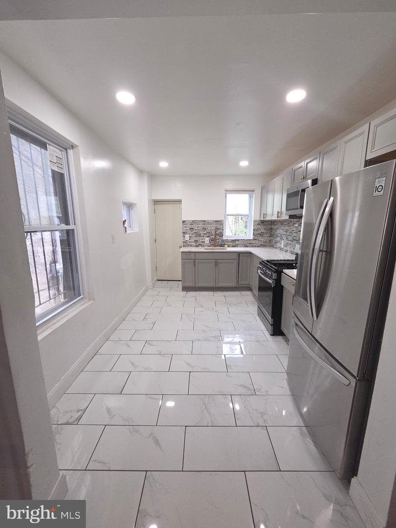 5336 Delancey St Property Photo 11