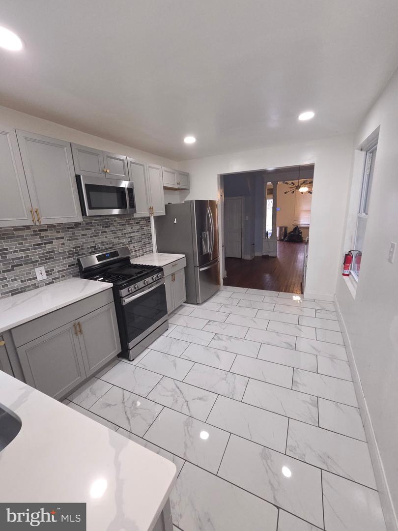 5336 Delancey St Property Photo 12