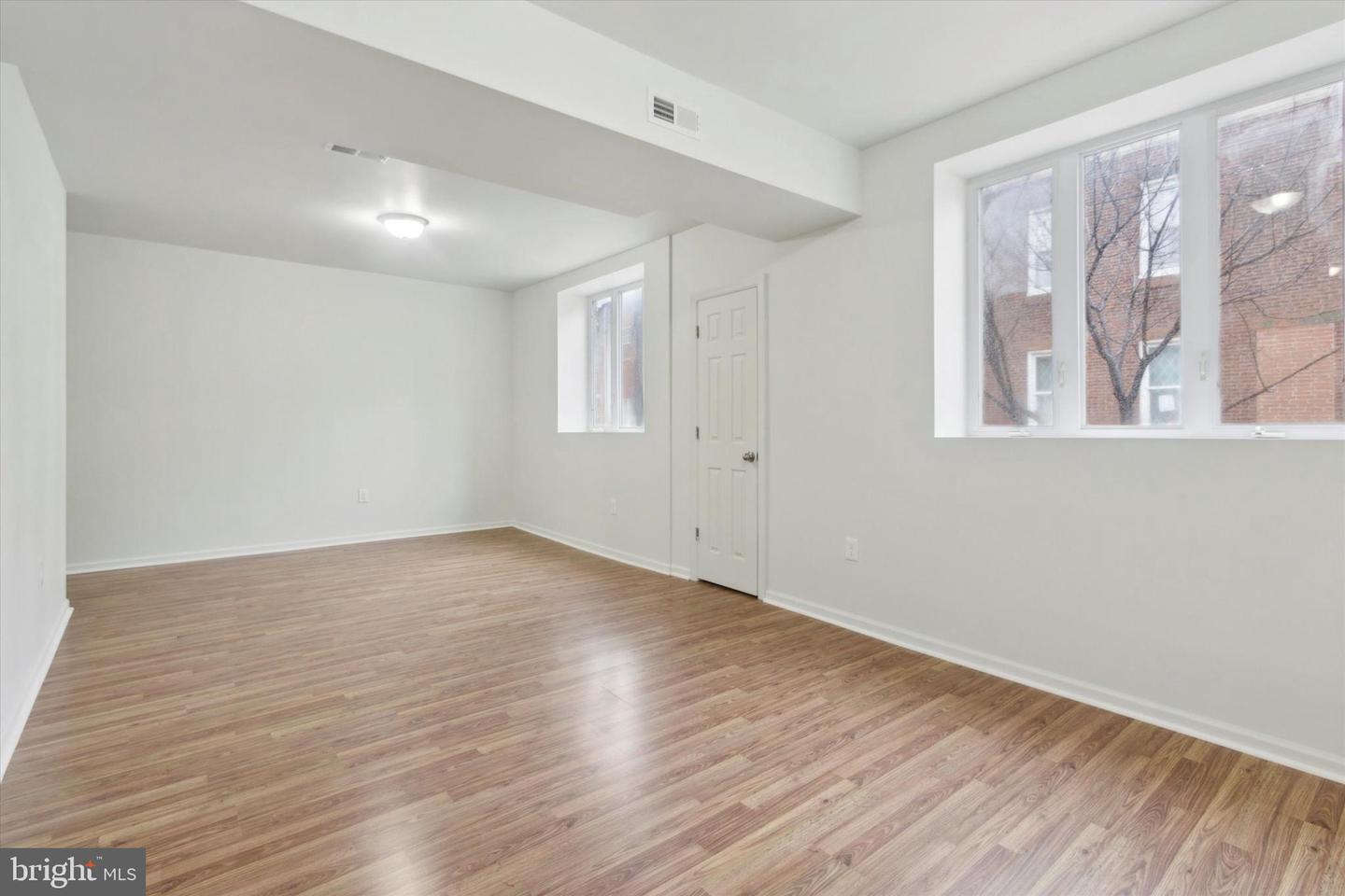 1746-48 S Orianna St Property Photo 4