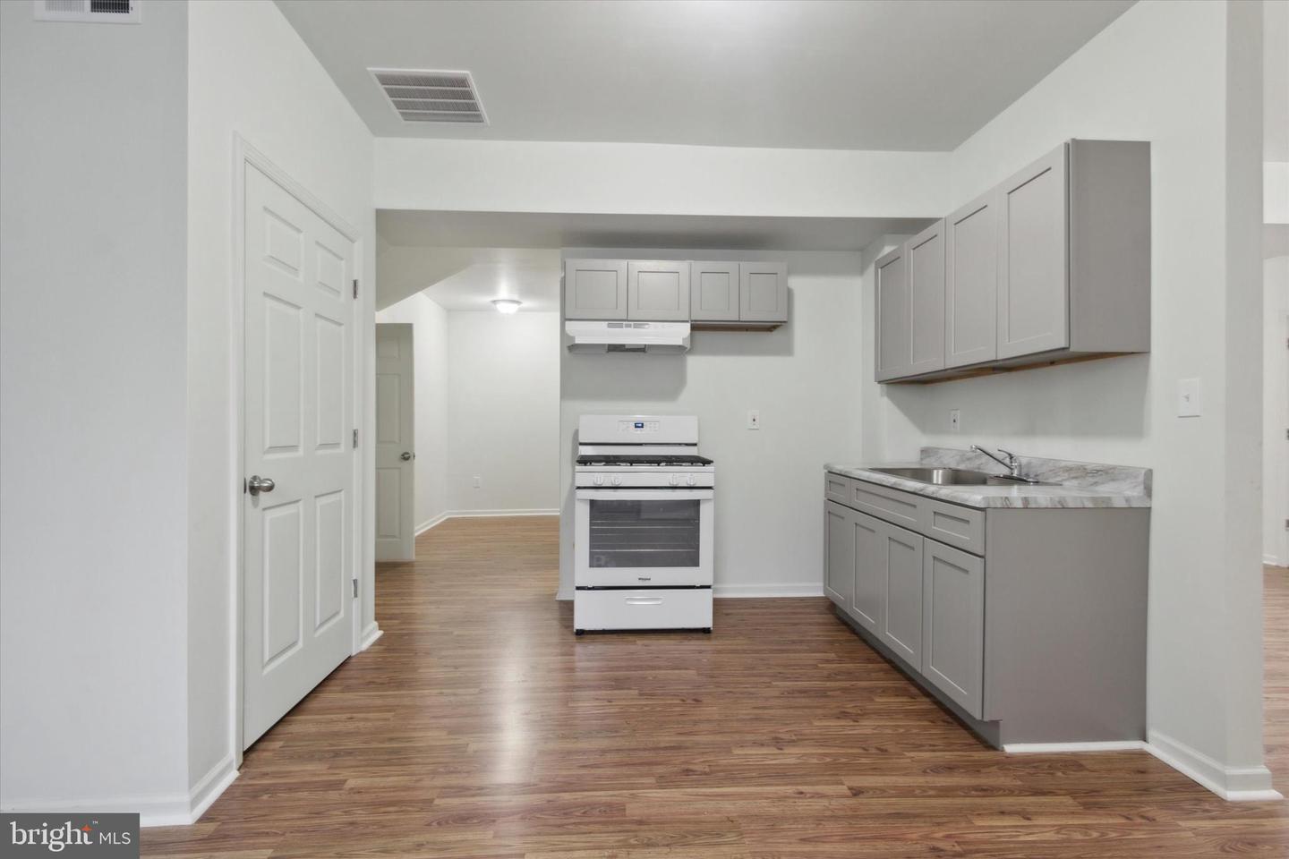 1746-48 S Orianna St Property Photo 10