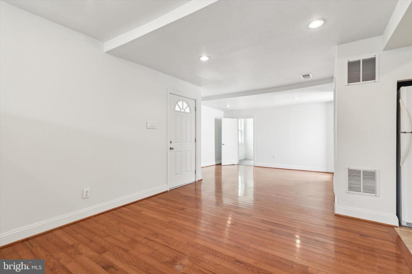 1746-48 S Orianna St Property Photo 29