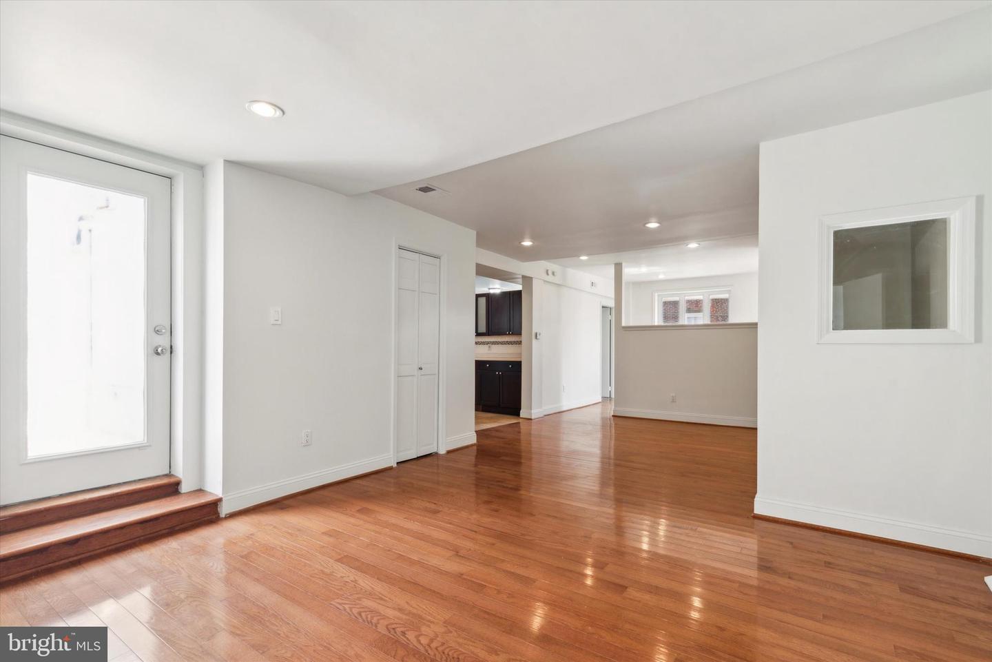 1746-48 S Orianna St Property Photo 32