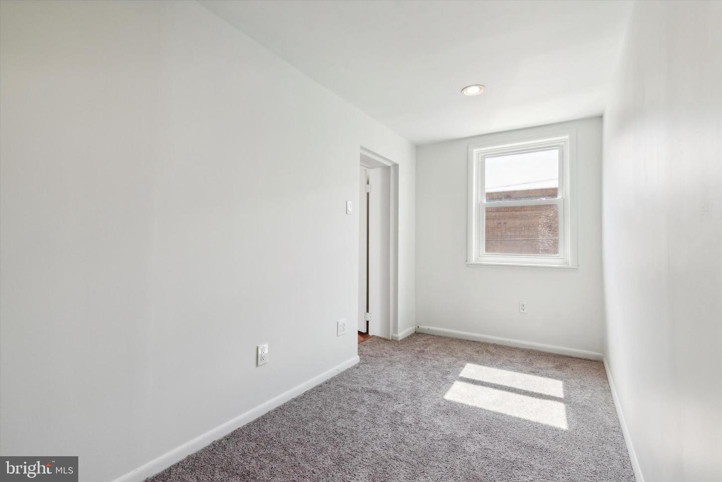 1746-48 S Orianna St Property Photo 53