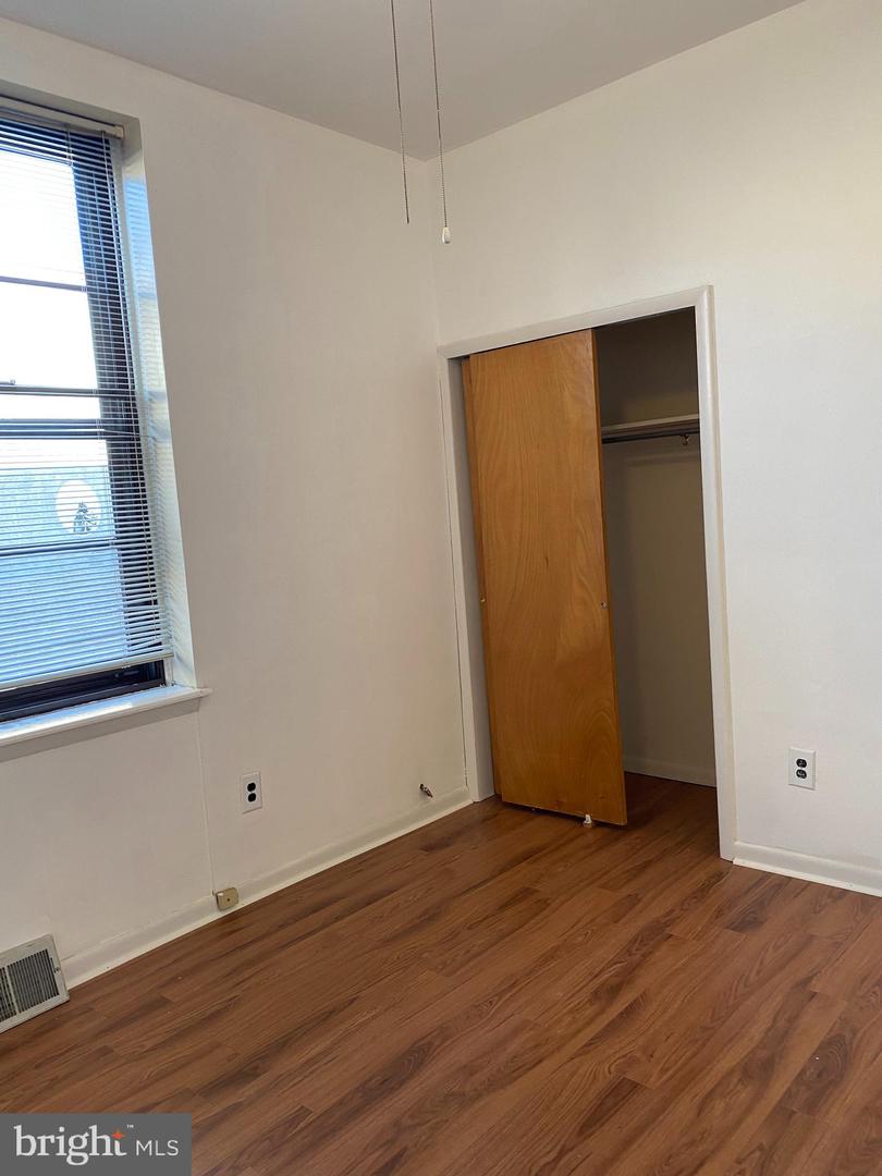 1703 W Diamond St #2 Property Photo 6