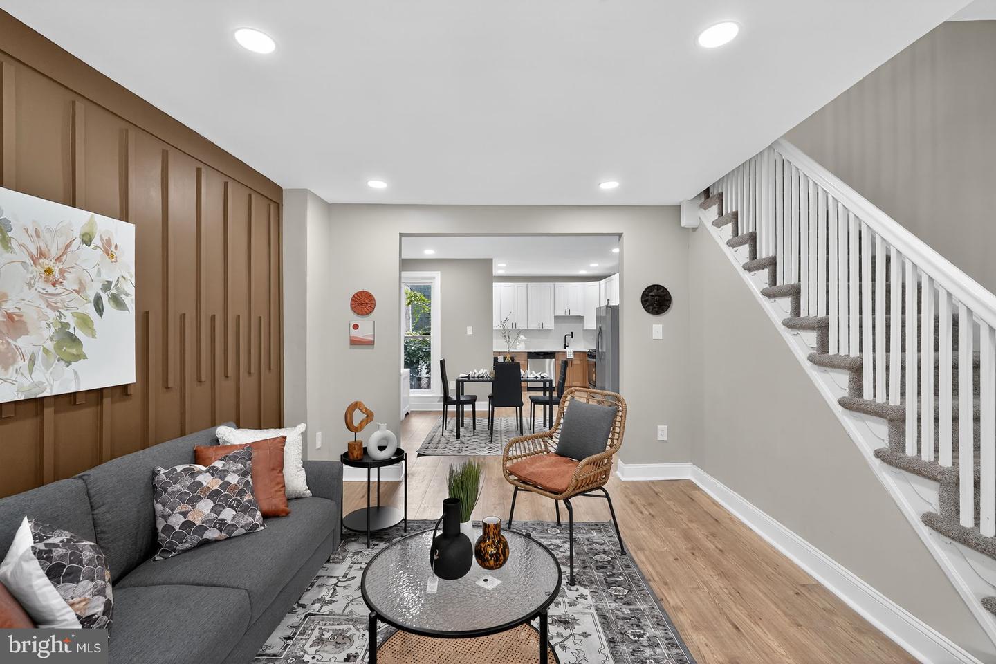 5428 Pentridge St Property Photo 4