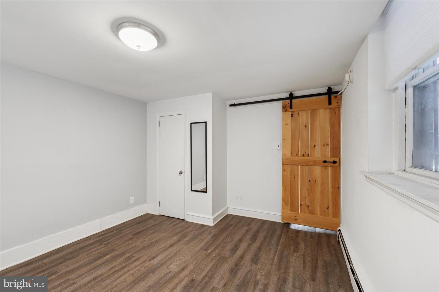 240 S 13th St #b Property Photo 12
