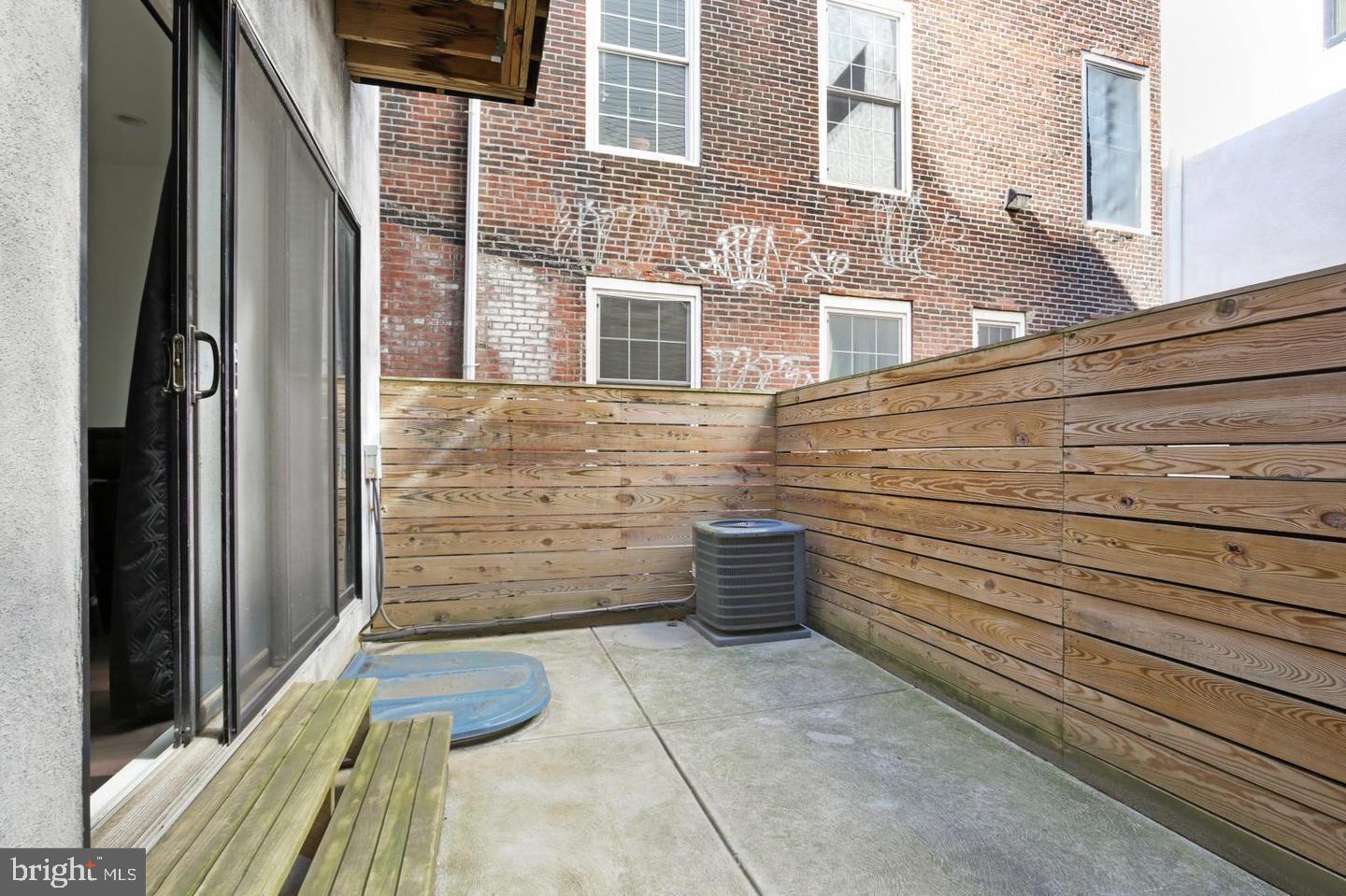 2228 Frankford Ave Property Photo 11