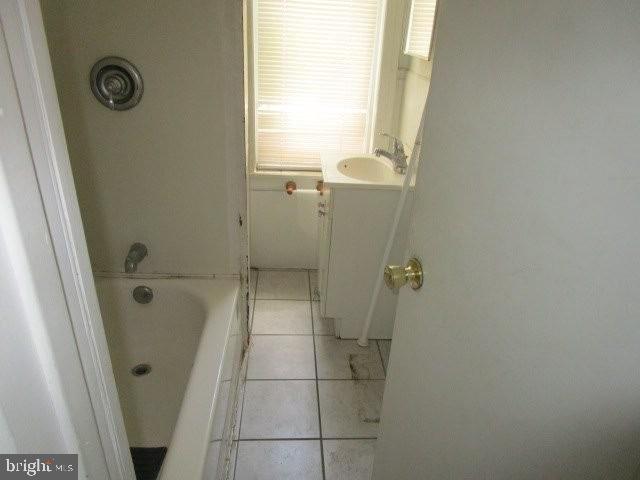 5348 Delancey St Property Photo 6
