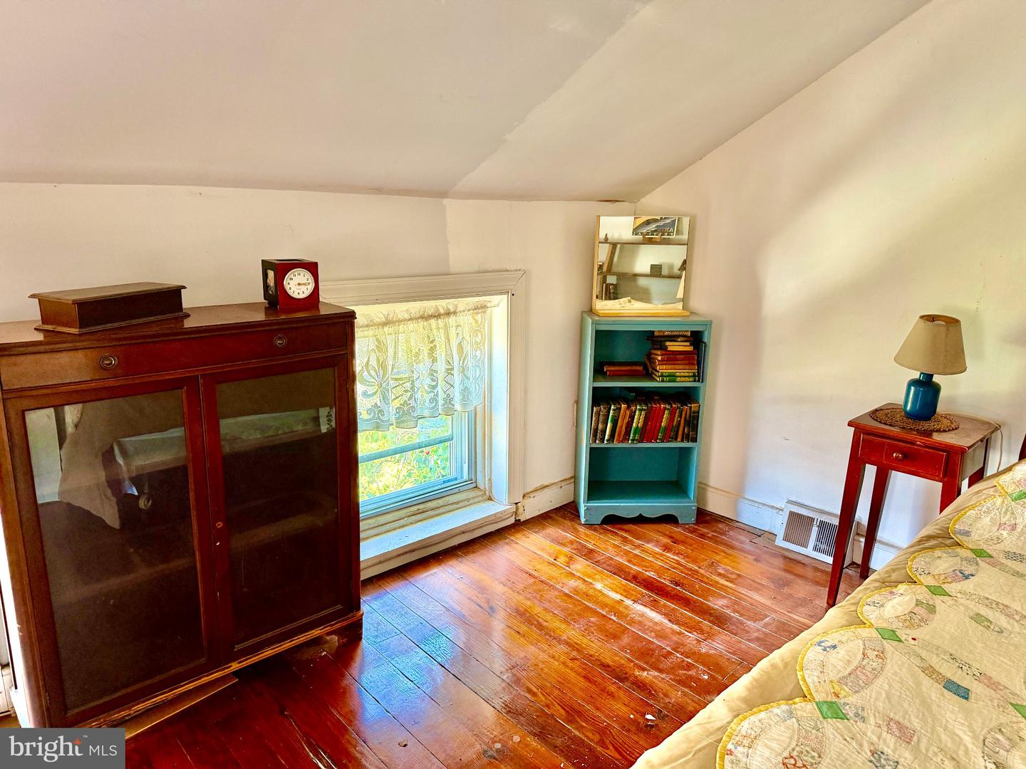 420 W Woodlawn St Property Photo 44