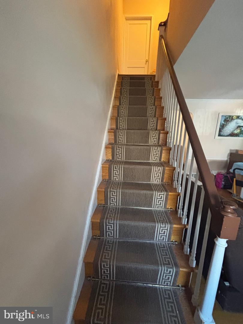 7223 Lynford St Property Photo 6