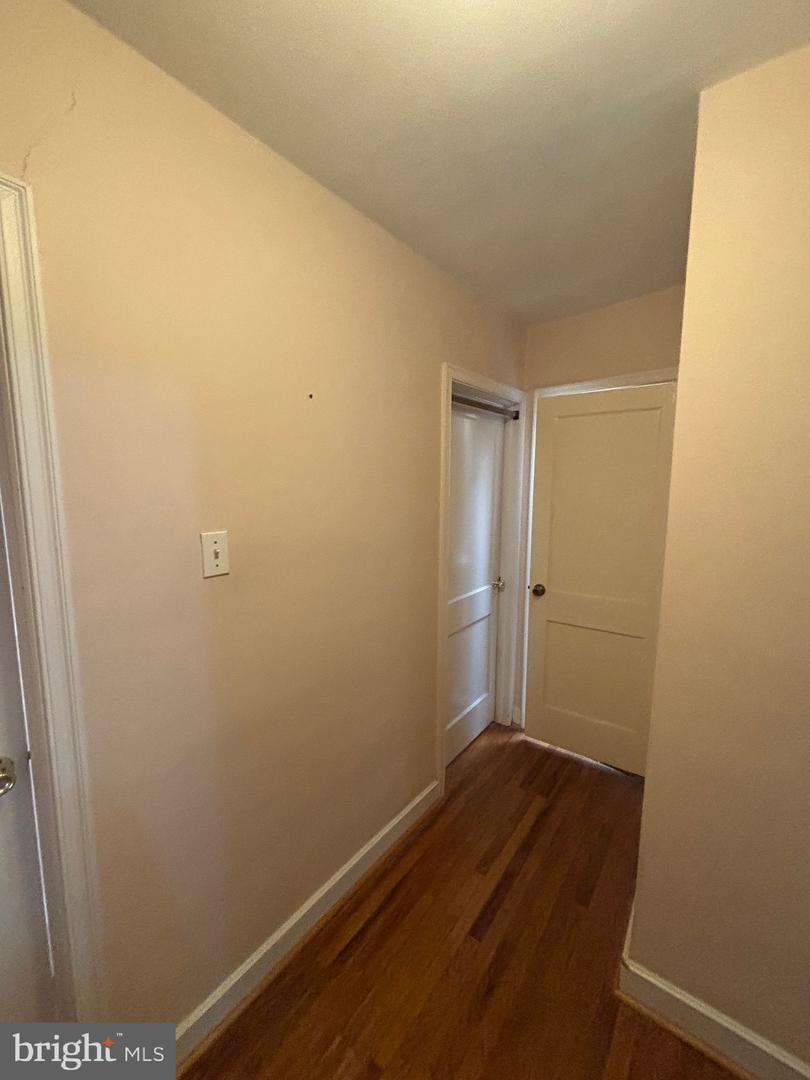 7223 Lynford St Property Photo 8